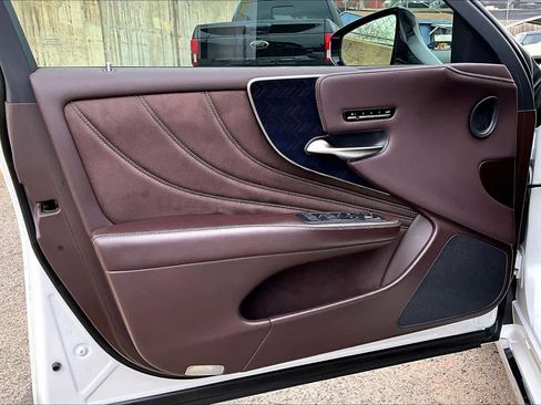 Used 2020 Lexus LS 500 image 22