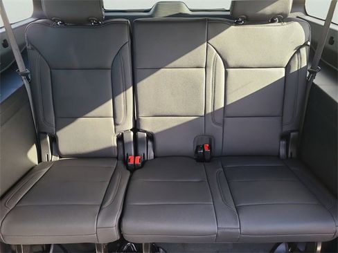 New 2026 Chevrolet Suburban LT w/ Comfort Package image 14