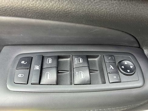 Used 2021 Jeep Grand Cherokee High Altitude AWD/4WD image 15