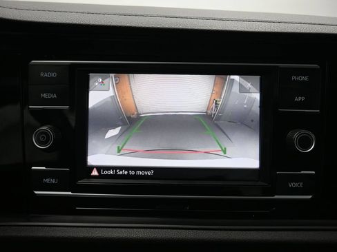 Used 2024 Volkswagen Jetta SE FWD image 21