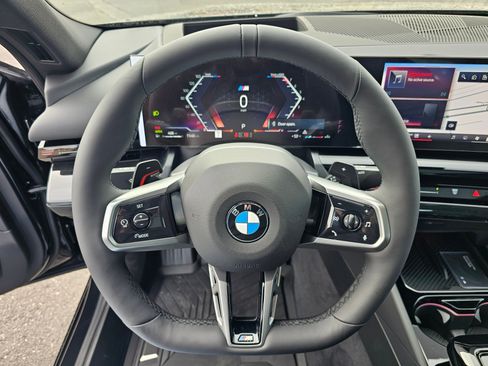 New 2026 BMW 530i xDrive w/ Executive Package image 17