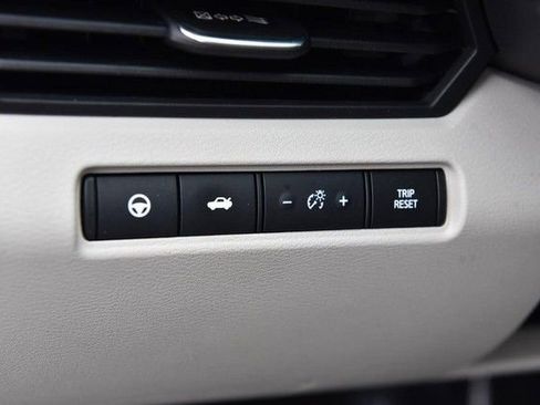 Certified 2025 Nissan Altima 2.5 SL image 11