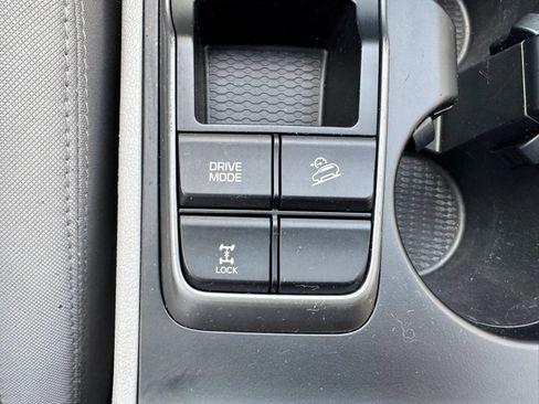 Used 2018 Hyundai Tucson SEL AWD/4WD image 39