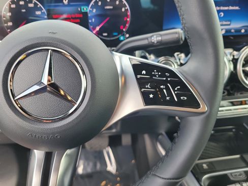 Used 2026 Mercedes-Benz GLA 250 image 26