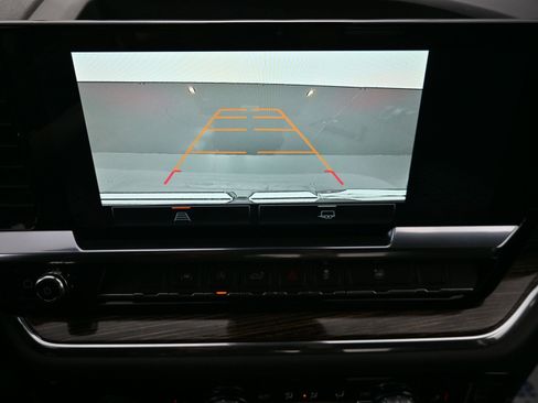 Used 2023 GMC Sierra 1500 Elevation w/ LPO, Elevation Black Package image 17