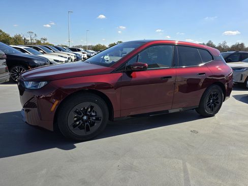 New 2026 BMW iX xDrive60 image 28