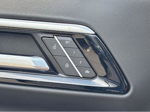 New 2026 Chevrolet Tahoe High Country AWD/4WD image 31