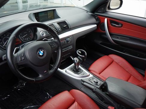 Used 2012 BMW 135i Convertible image 35