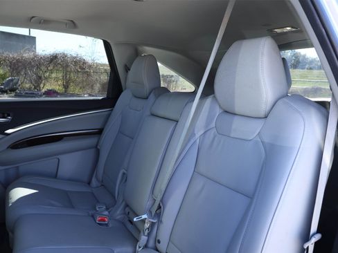 Certified 2018 Acura MDX FWD image 13