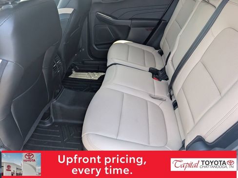 Used 2022 Ford Escape SEL FWD image 11