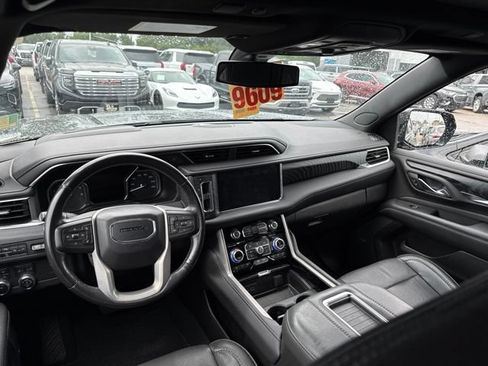 Used 2021 GMC Yukon Denali AWD/4WD image 10