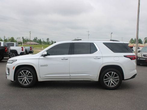 Used 2023 Chevrolet Traverse High Country AWD/4WD image 6