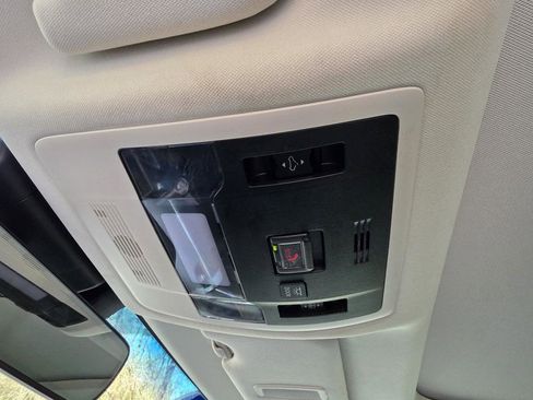 Used 2023 Lexus ES 350 w/ Premium Package image 28