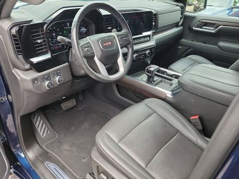 Used 2023 GMC Sierra 1500 SLT w/ SLT Premium Package AWD/4WD image 13