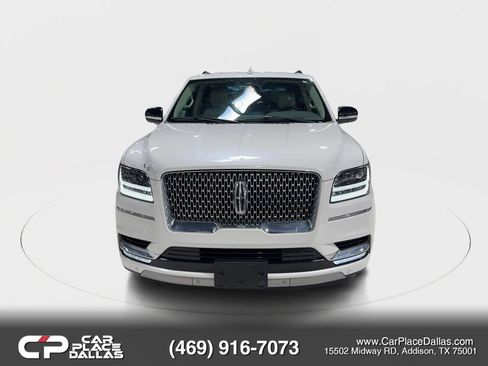 Used 2020 Lincoln Navigator 2WD image 3