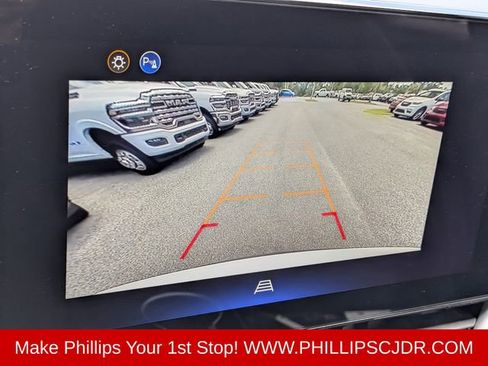 Used 2026 Chevrolet Equinox LT FWD image 19