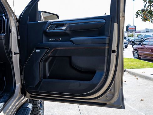 Used 2022 GMC Sierra 1500 AT4 w/ AT4 Premium Package image 37