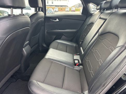 Used 2023 Kia Forte GT-Line FWD image 10