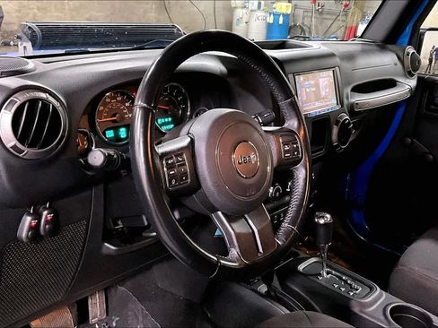 Used 2016 Jeep Wrangler Sport AWD/4WD image 14