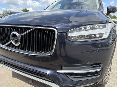Used 2017 Volvo XC90 T6 Momentum w/ Vision Package image 9