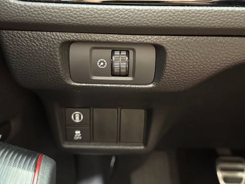 Used 2023 Honda Civic Si image 32