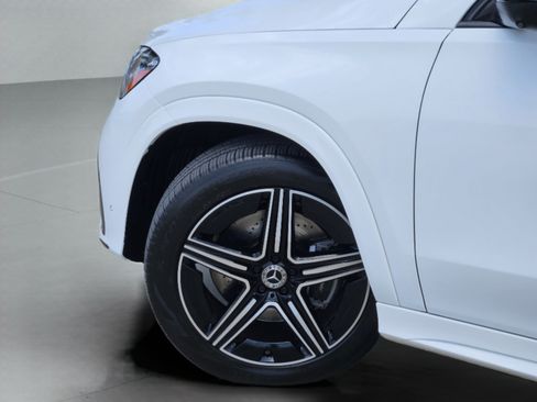 Certified 2025 Mercedes-Benz GLE 450 4MATIC image 24