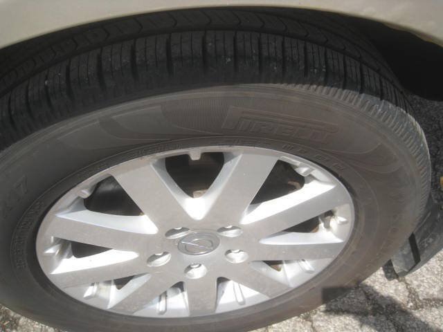 Used 2014 Chrysler Town & Country Touring FWD image 38