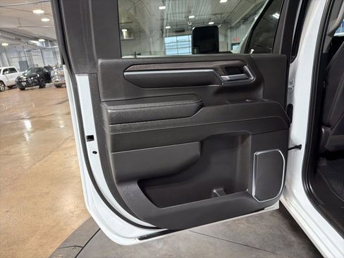 Certified 2024 Chevrolet Silverado 3500 LTZ w/ LTZ Convenience Package image 11