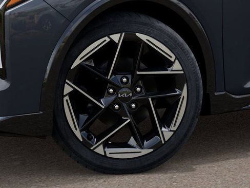 New 2025 Kia K4 GT-Line image 10