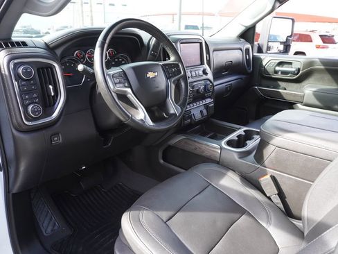 Certified 2023 Chevrolet Silverado 3500 LTZ w/ LTZ Convenience Package image 17