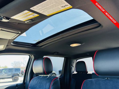 Used 2014 Ford F150 FX4 w/ Equipment Group 402A Luxury image 4