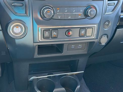 Certified 2023 Nissan Titan SV RWD image 17