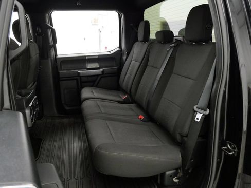 Used 2018 Ford F150 XLT w/ Equipment Group 301A Mid AWD/4WD image 19