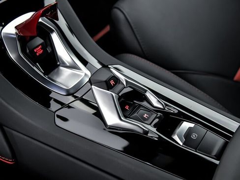 Used 2021 Lamborghini Huracan EVO RWD image 42