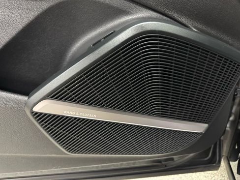 Used 2018 Audi SQ5 Premium Plus image 22