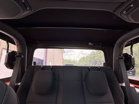 Used 2019 Jeep Wrangler Sport AWD/4WD image 51