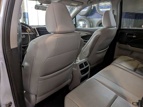 Used 2017 Honda Ridgeline RTL-T image 17