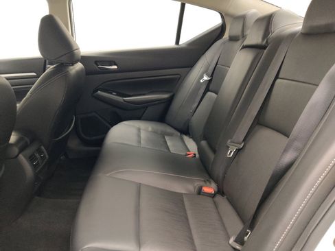 Used 2021 Nissan Altima 2.5 SL FWD image 18