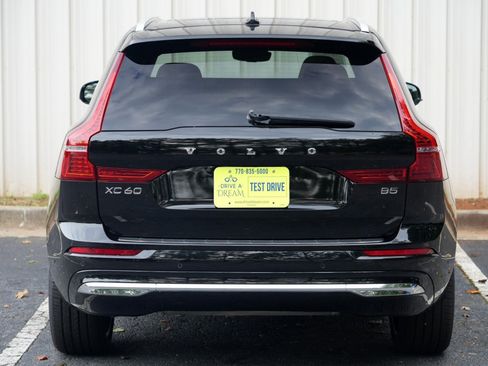 Used 2023 Volvo XC60 B5 Ultimate w/ Climate Package FWD image 52