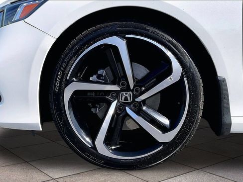 Used 2022 Honda Accord Sport image 9