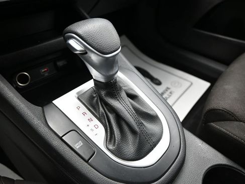 Used 2023 Kia Forte LXS w/ LXS Technology Package FWD image 21