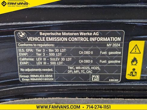 Used 2024 BMW X5 sDrive40i w/ Parking Assistance Package RWD image 37