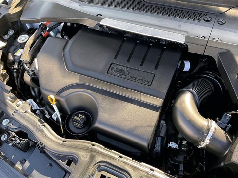 Used 2024 Land Rover Discovery Sport S image 29