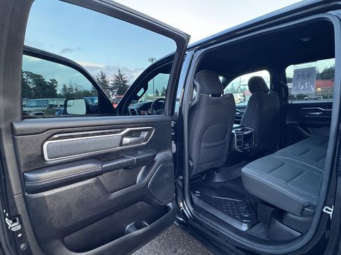 Used 2021 RAM 1500 Big Horn image 21