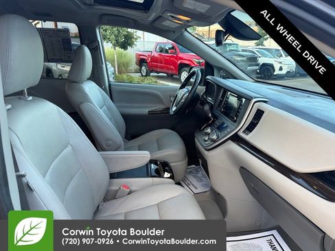 Used 2020 Toyota Sienna XLE w/ XLE Navigation Package AWD/4WD image 11
