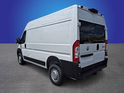 Used 2025 RAM ProMaster 2500 w/ Convenience Group FWD image 6