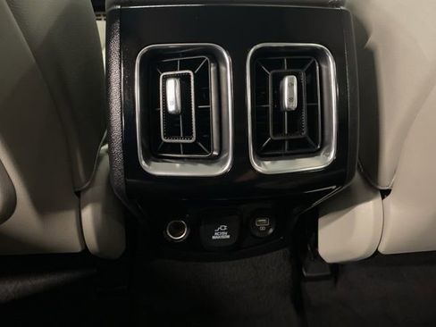 Used 2023 Kia Sorento SX image 36