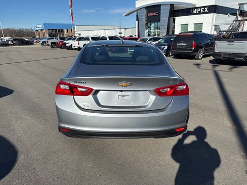 Used 2024 Chevrolet Malibu LT FWD image 4
