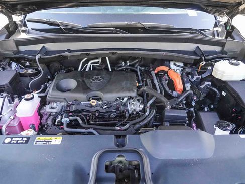 Used 2024 Toyota Grand Highlander AWD Hybrid image 27