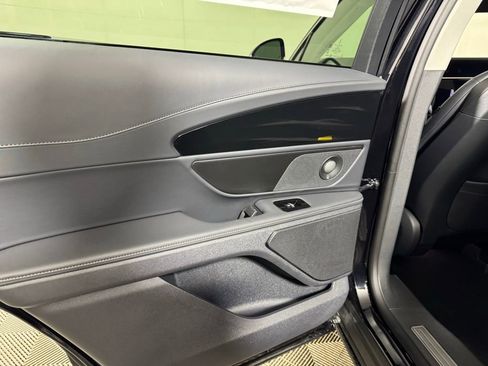 New 2026 Lincoln Nautilus Premier w/ Equipment Group 102A image 48